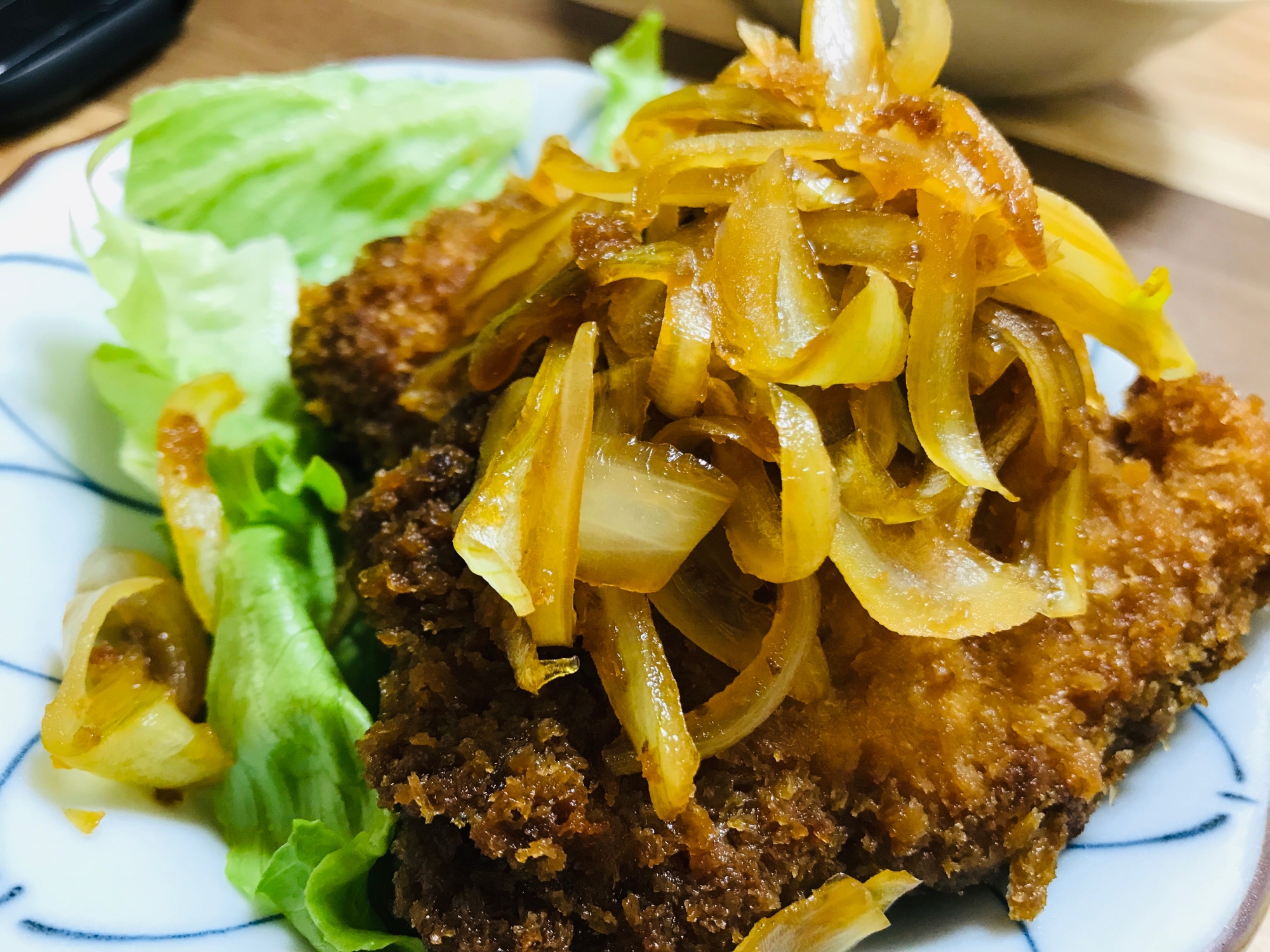 前日のカツを甘辛煮！二日目もおいしいリメイク