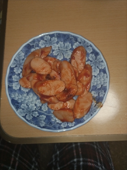 簡単弁当おかず「魚肉ソーセージのケチャップ炒め」