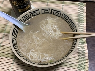 おでんの残りで塩ラーメン