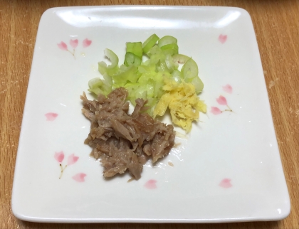 れいにゃ〜んさん♡のレシピで作った自家製ツナで(*･ω･)ﾉ白だしかけて食べたら美味しかったです♡レシピありがとうございます(*^^*)