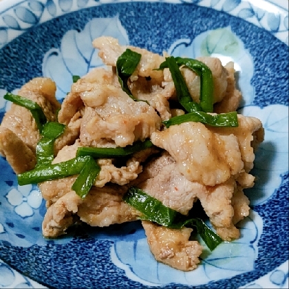 豚肉に七味唐辛子入りの下味をつけて美味しく出来ました(*^-^*)
ご馳走様でした♪