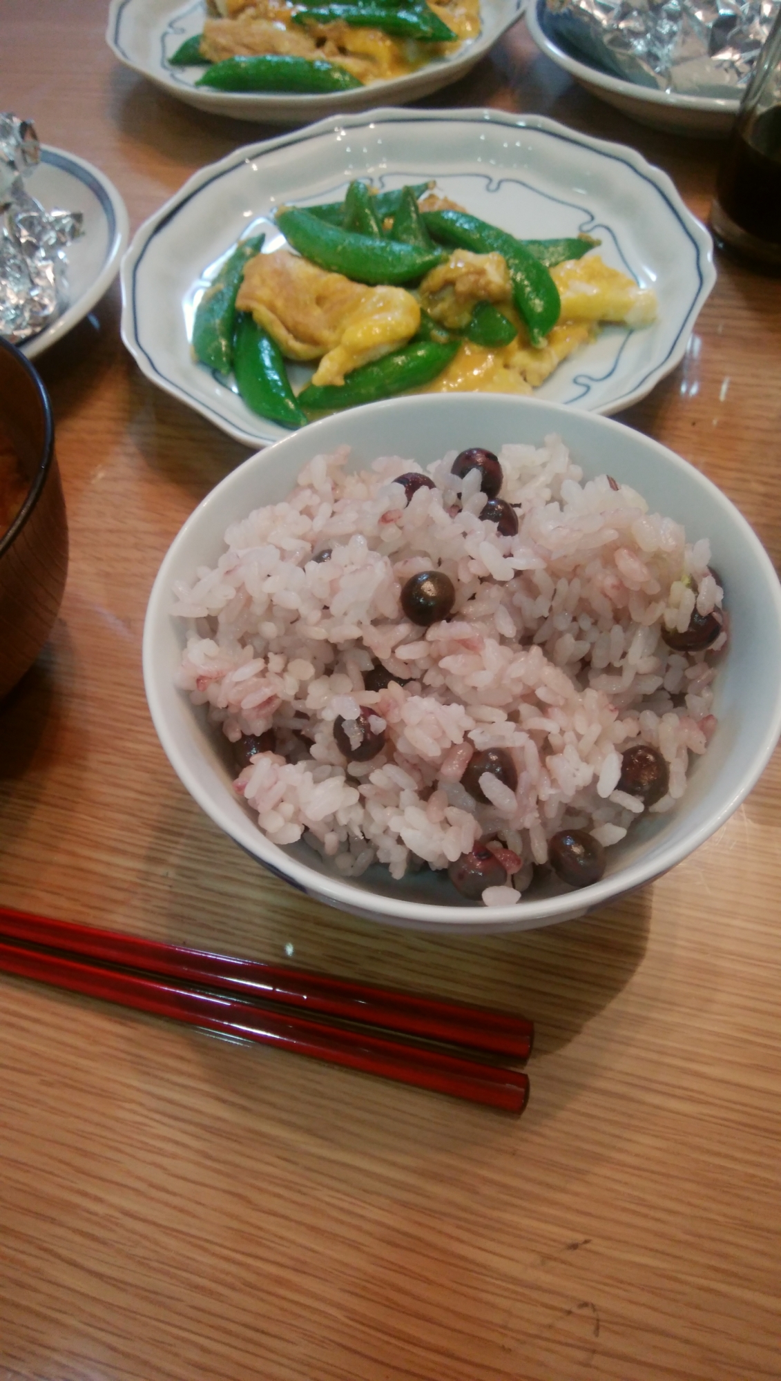 農家が食べる炊飯器で絶品！！ 赤えんどう豆ごはん