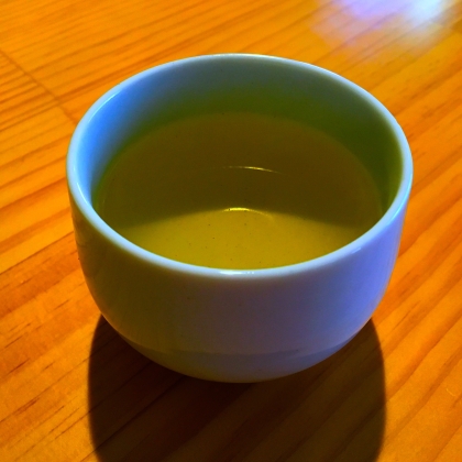 生姜入り甘い日本茶