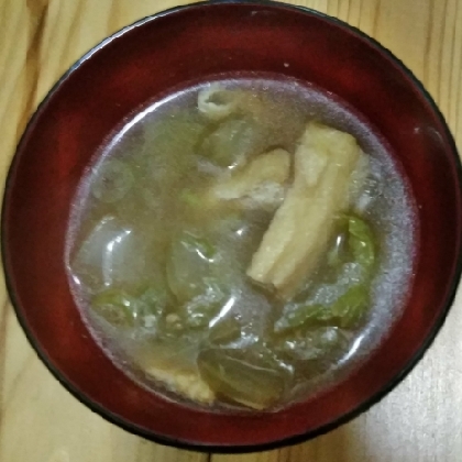 白菜と油揚げのお味噌汁