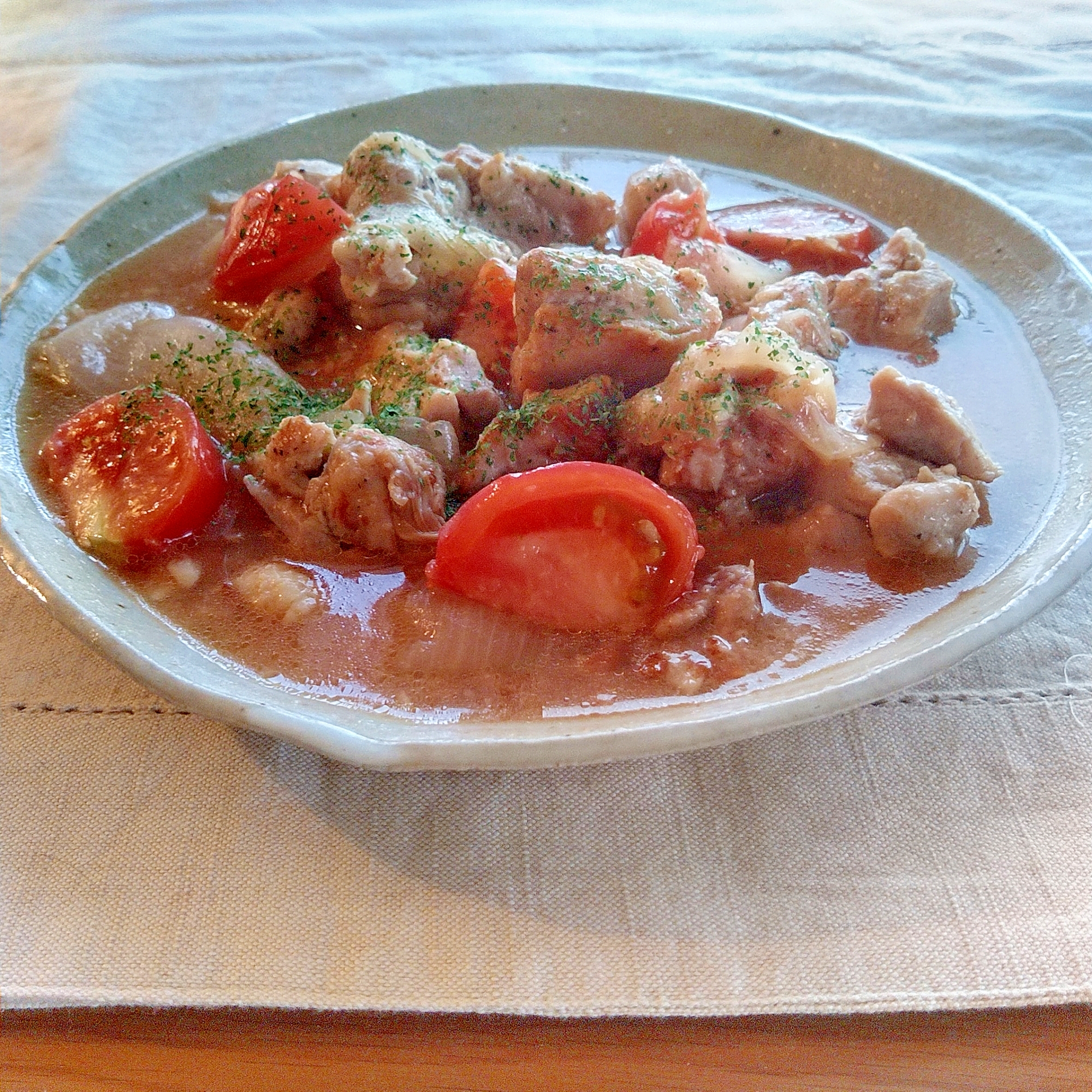 圧力鍋で作る鶏もも肉の白ワイン煮