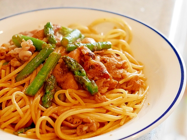 金沢のいしる麹で！豚肉とアスパラのパスタ