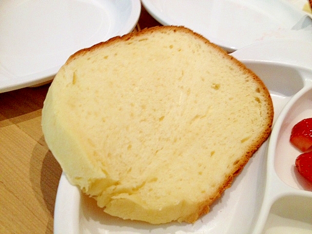 ホームベーカリーで★ブリオッシュ風食パン