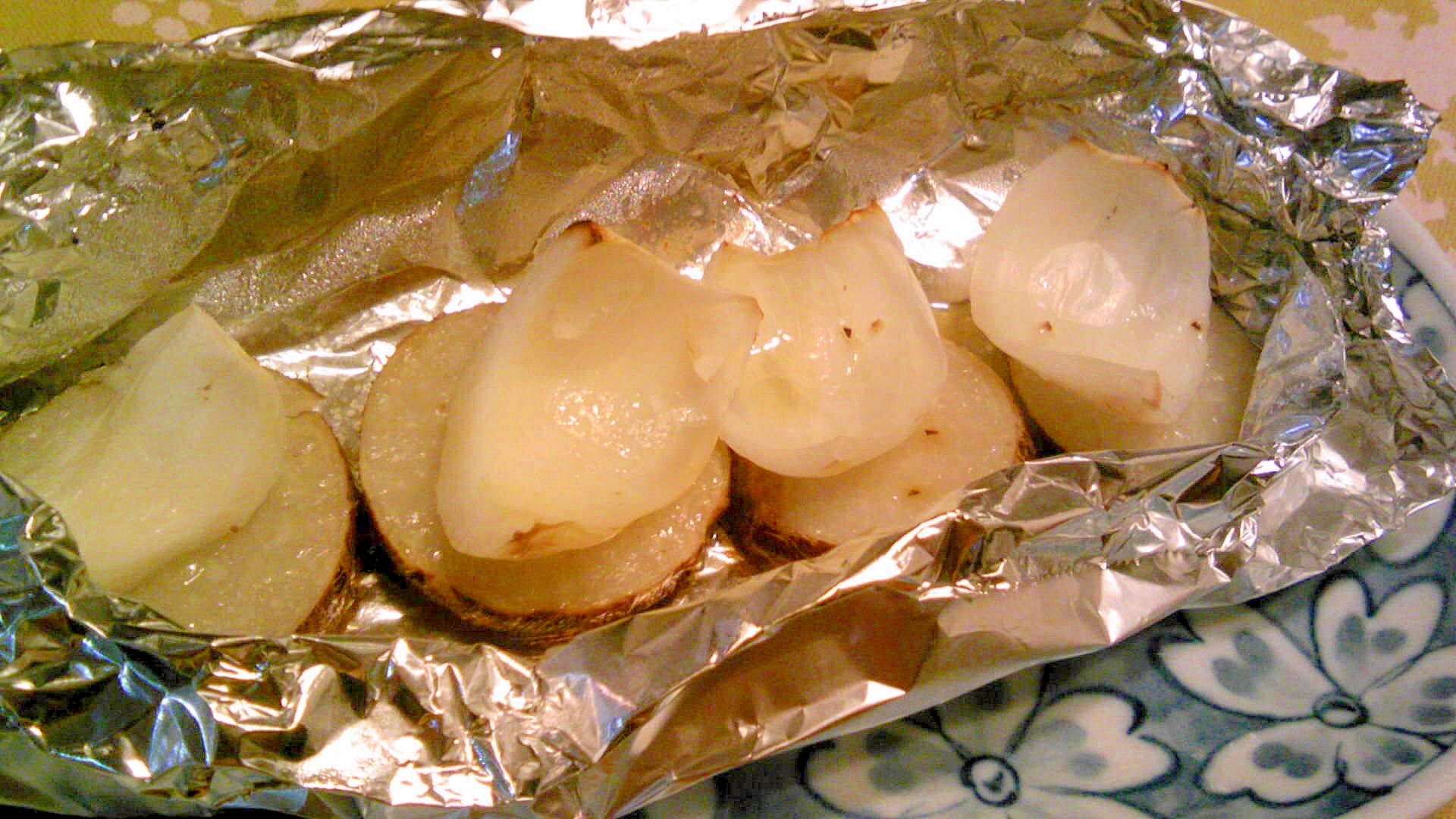 百合根と里芋のホイル焼き