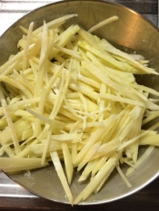 おつまみに じゃがいものガレット レシピ 作り方 By きのこのみみ 楽天レシピ