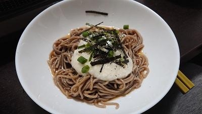 魚介出汁香る自家製そばつゆ