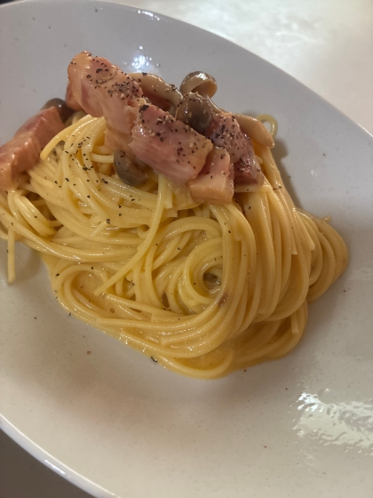 ★ランチ★厚切りベーコンのカルボナーラ