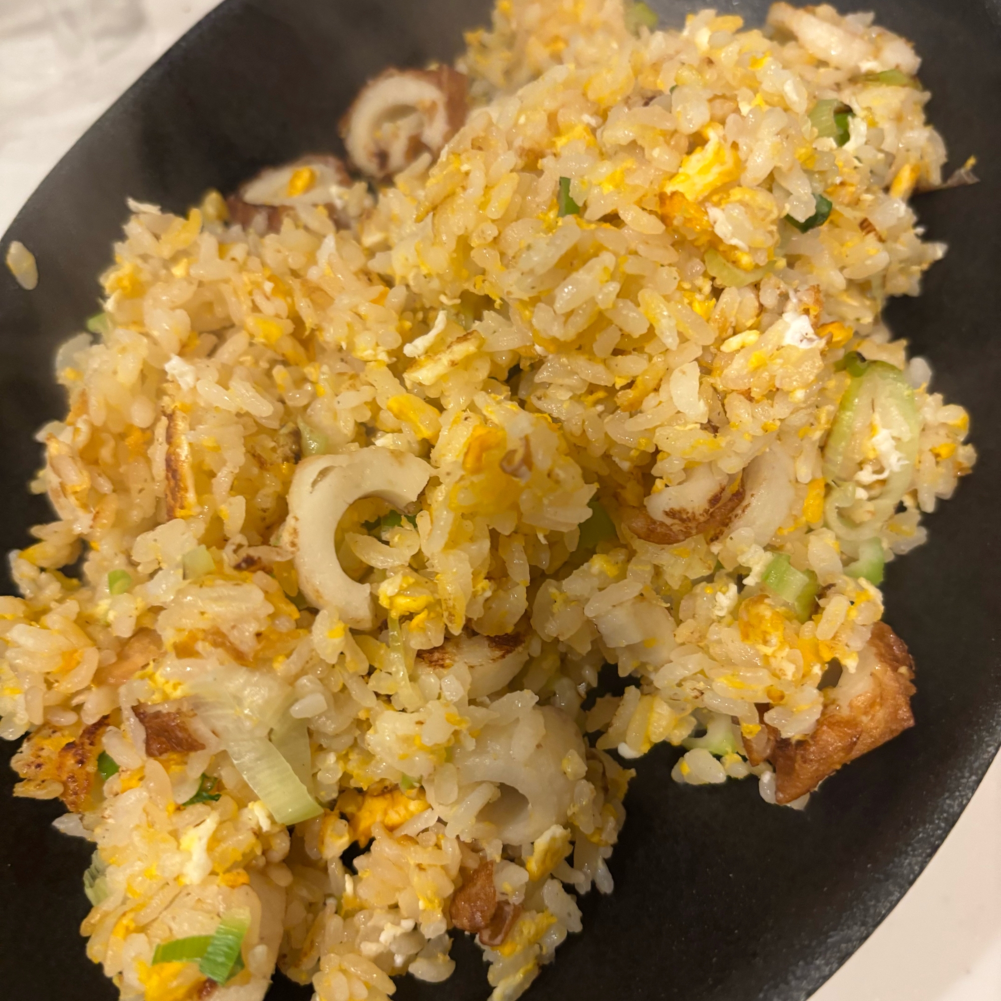お吸い物の素でちくわチャーハン