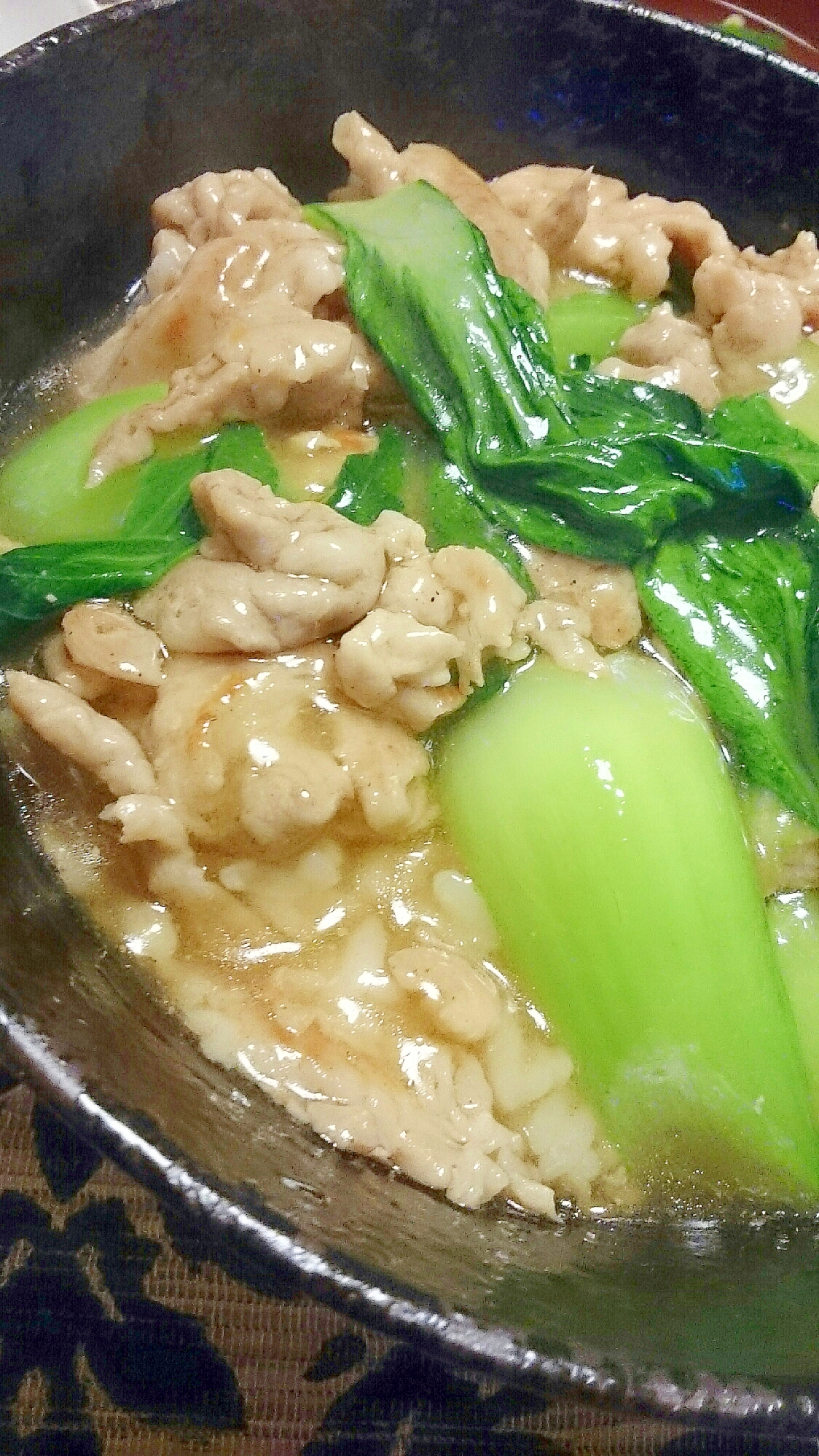 チンゲン菜とロース豚の中華あんかけ丼