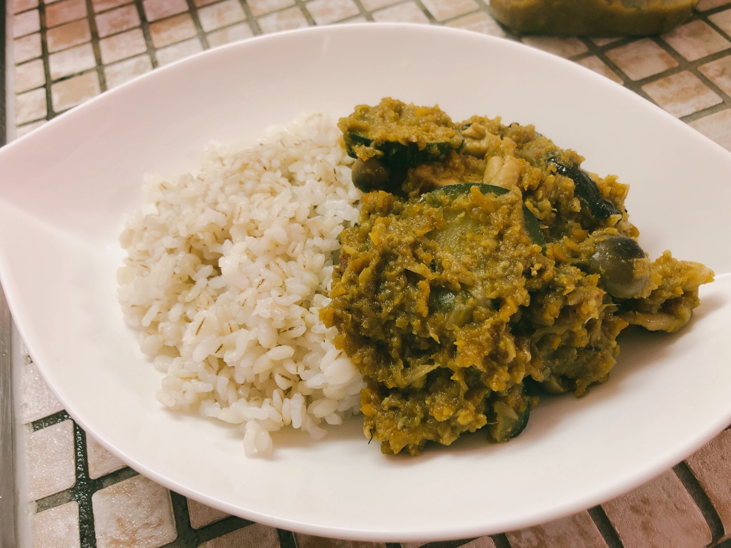 もやし救済　余った野菜カレー