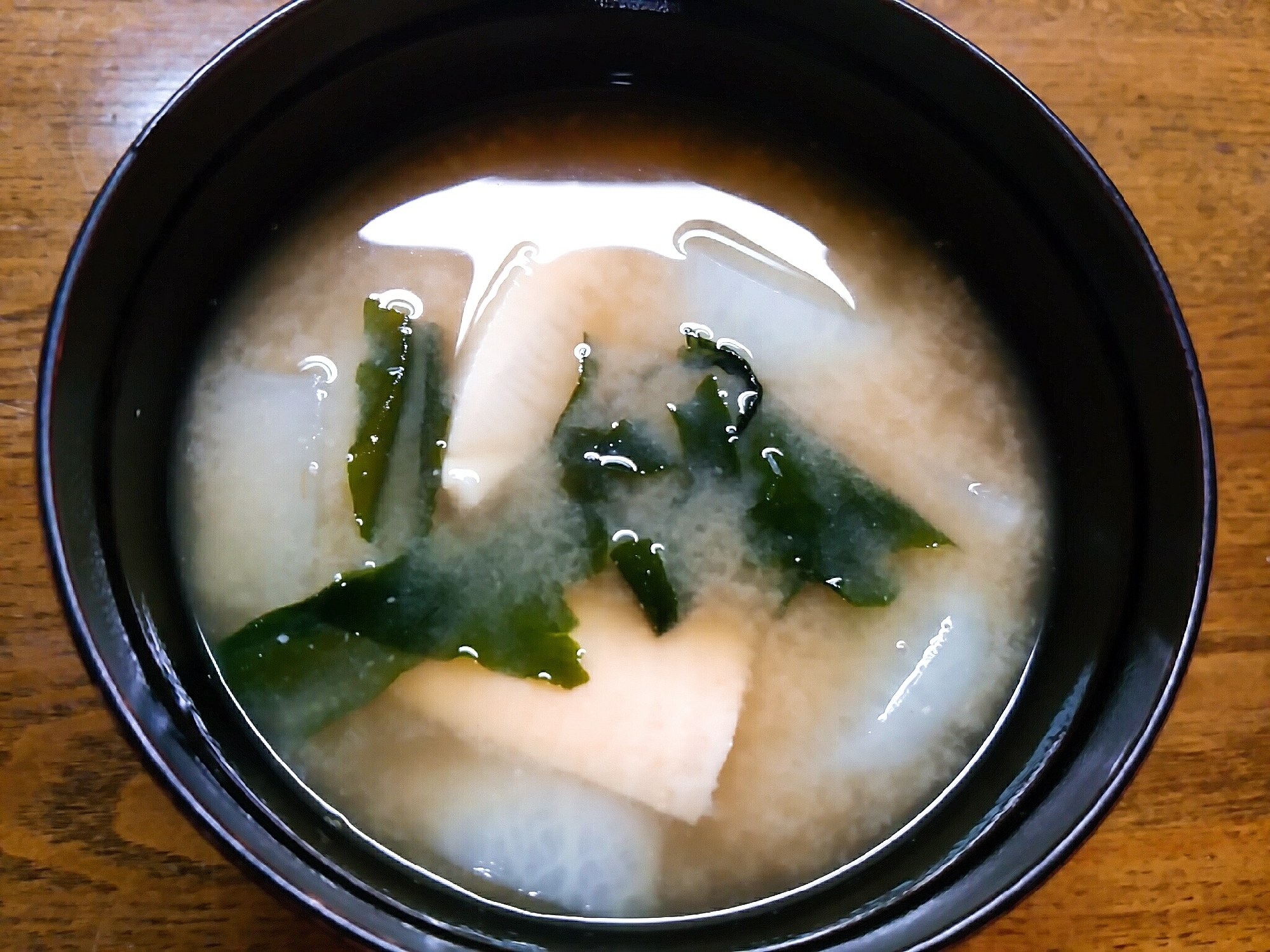 大根とタケノコとワカメの味噌汁