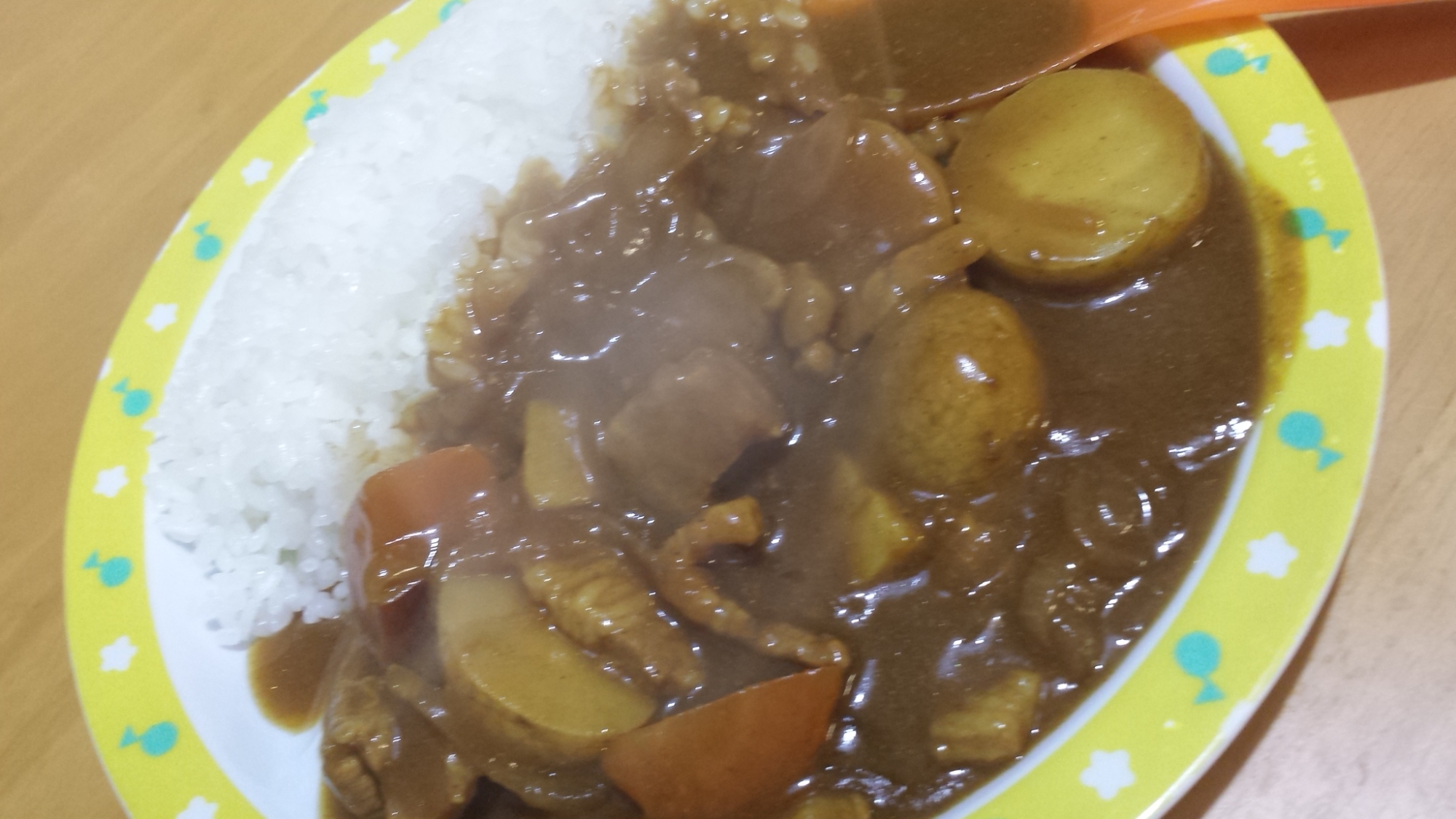 新じゃがいも 新たまねぎで ポークカレー レシピ 作り方 By 手抜きママ 楽天レシピ 新じゃがいも 新たまねぎで ポークカレー レシピ 作り方 By 手抜きママ 楽天レシピ