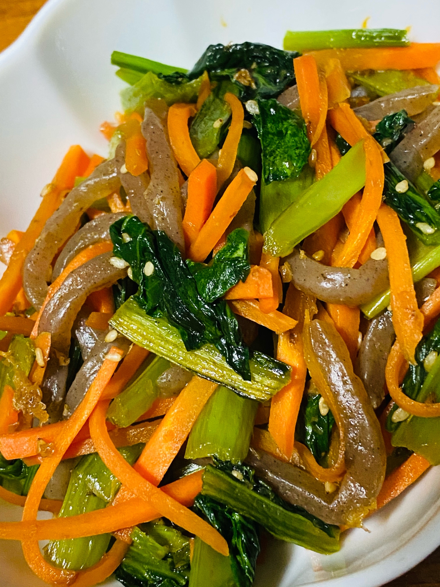 小松菜とこんにゃくの炒め物