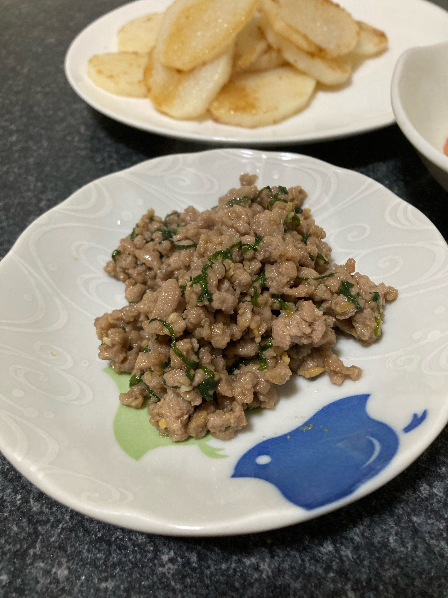 ひき肉と大葉の味噌炒め