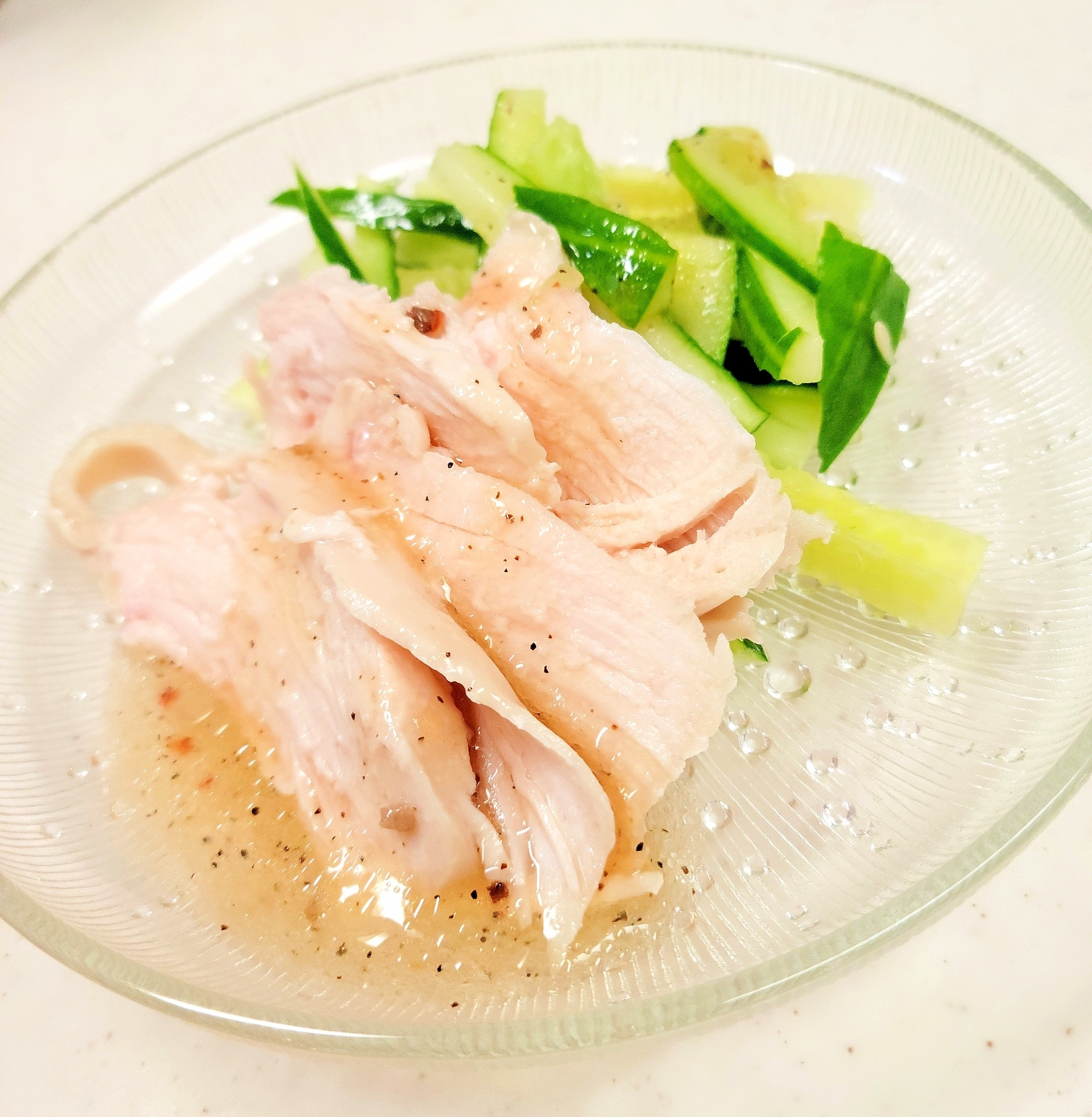 電子レンジde(^^)鶏むね肉のしっとり鶏ハム♪