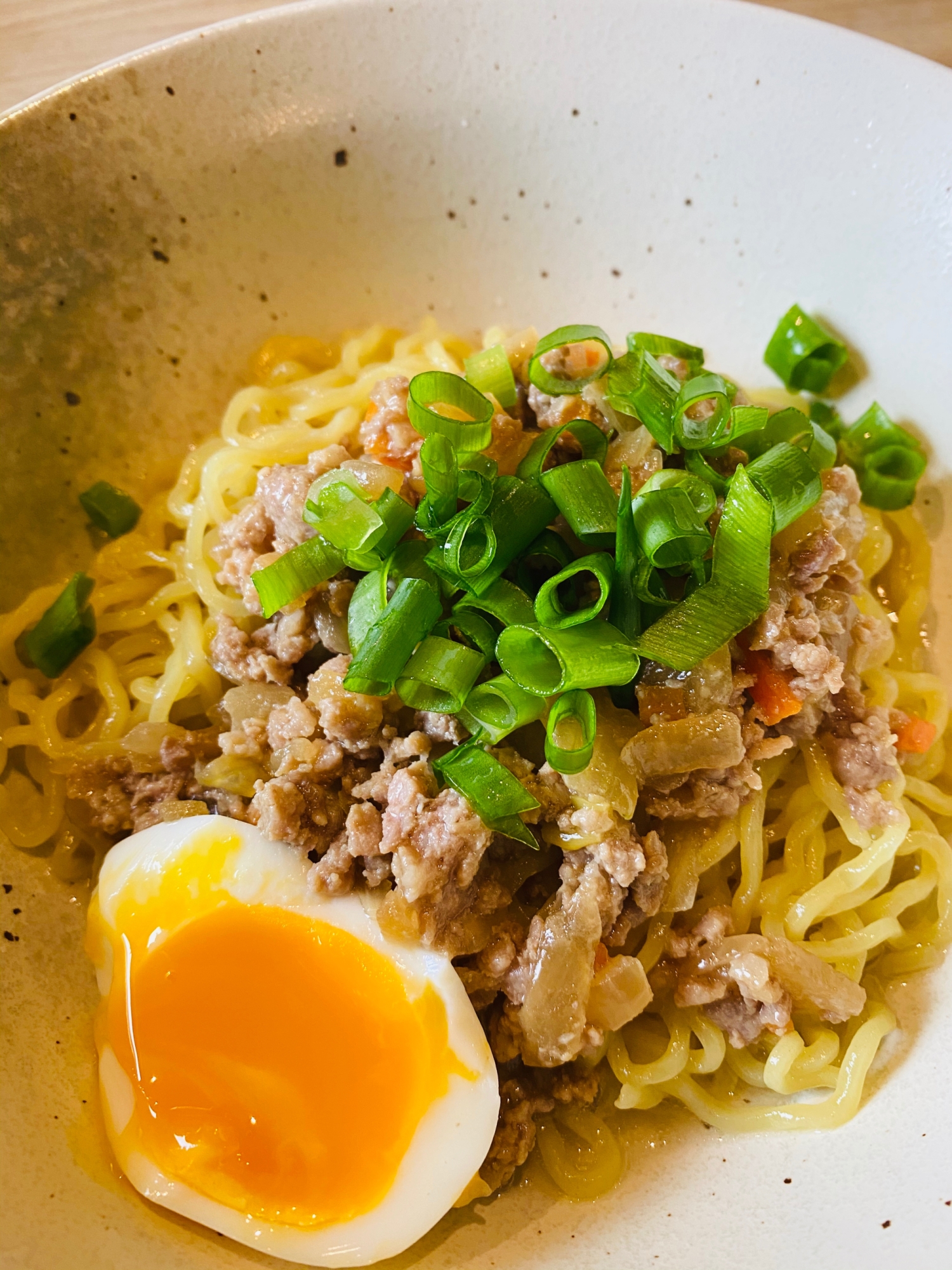 ランチに　ジャージャー麺