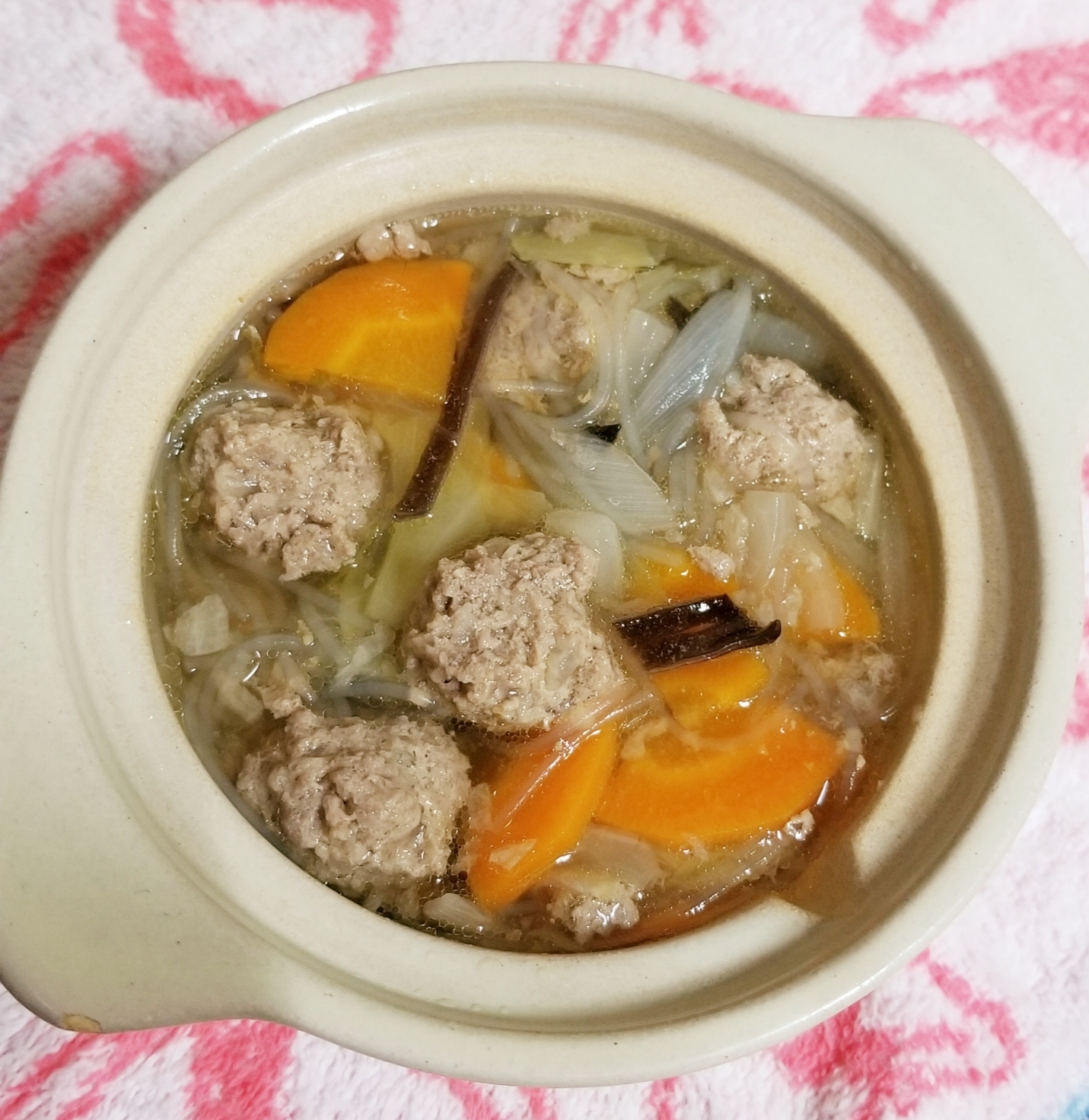 ひき肉団子と春雨スープ