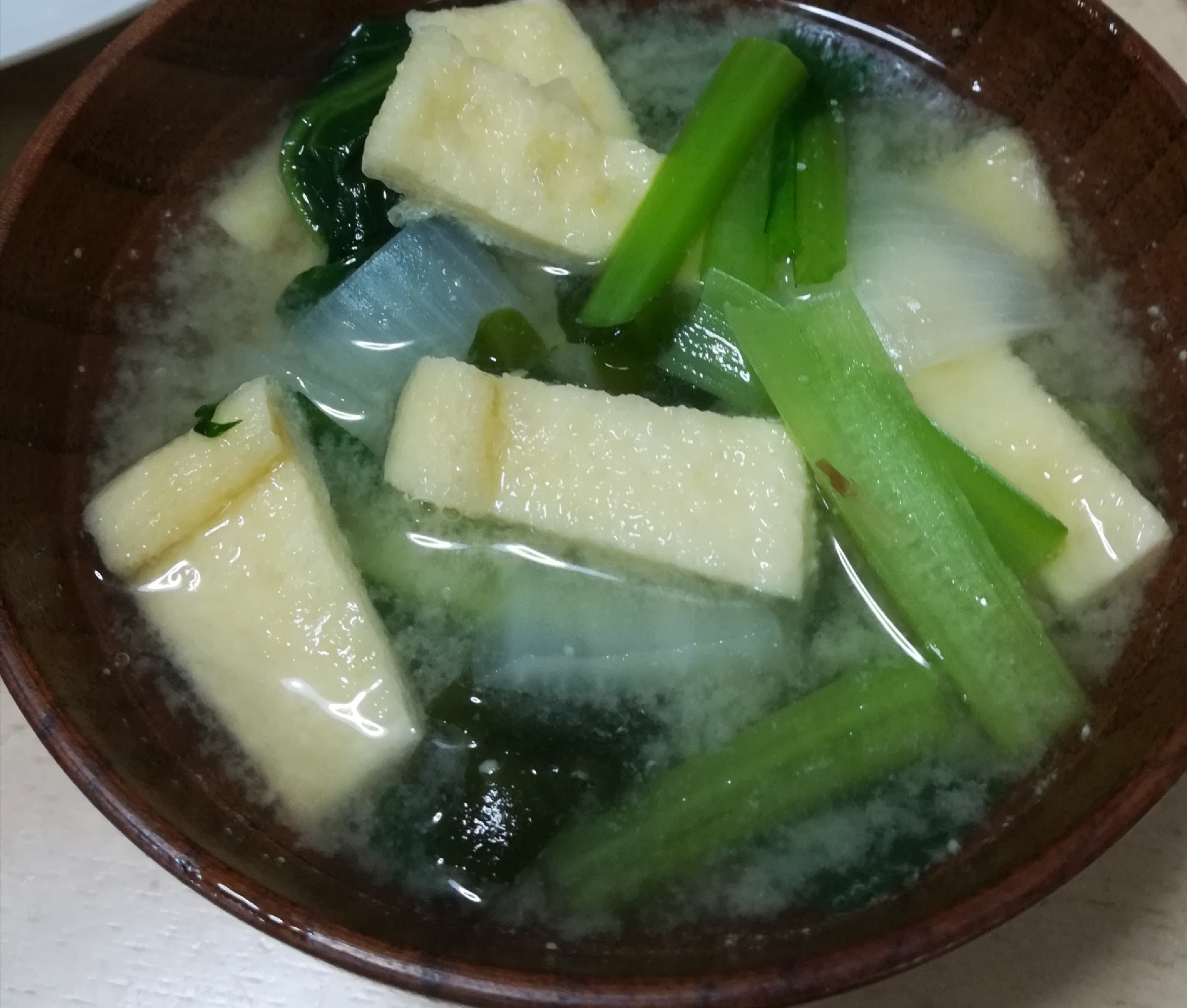 小松菜とお揚げの味噌汁