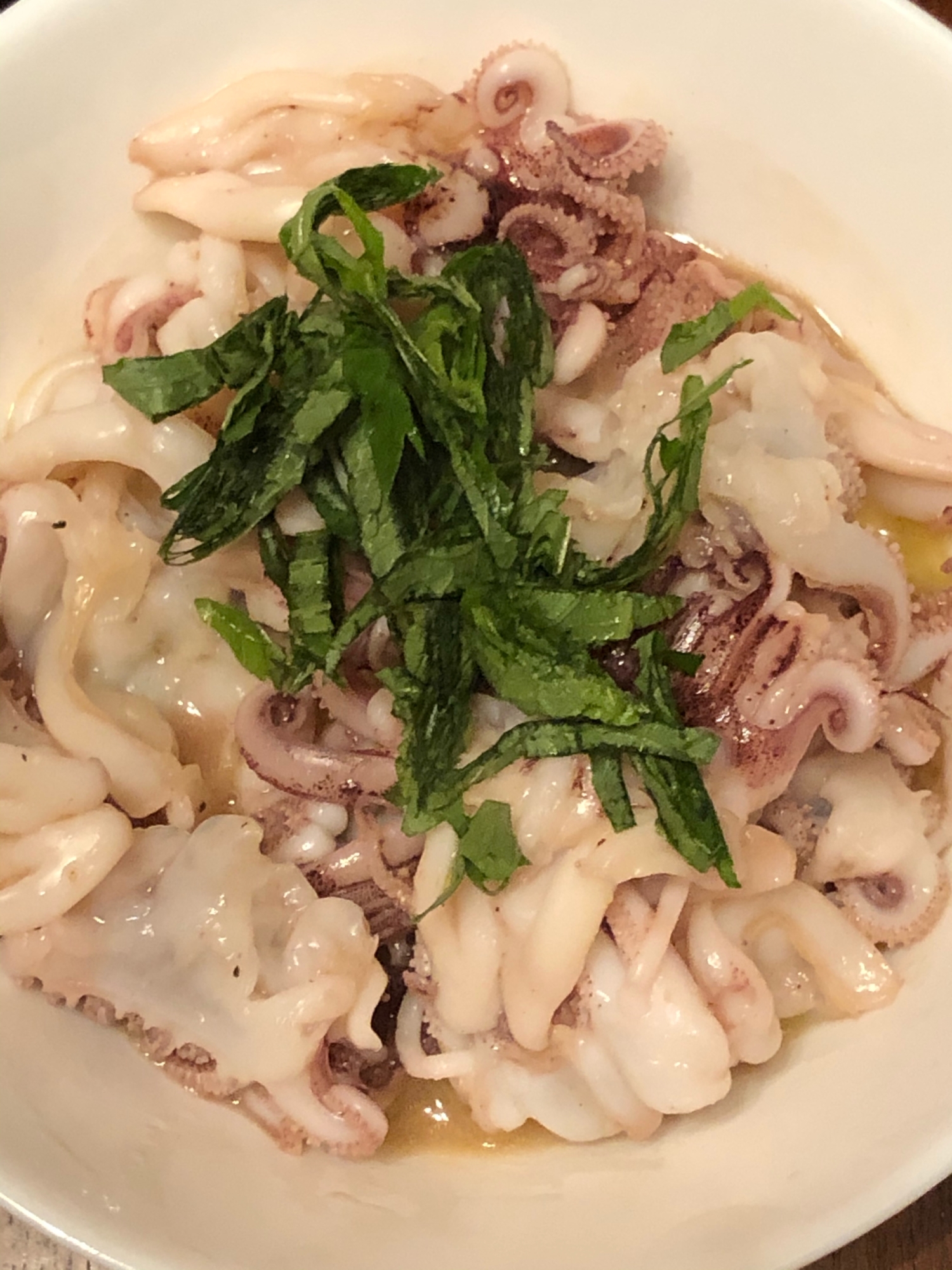 ケンサキイカゲソのガリバタ炒め レシピ 作り方 By 5007 楽天レシピ ケンサキイカゲソのガリバタ炒め レシピ 作り方 By 5007 楽天レシピ