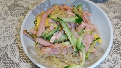 お惣菜屋さんのあの味！春雨サラダ