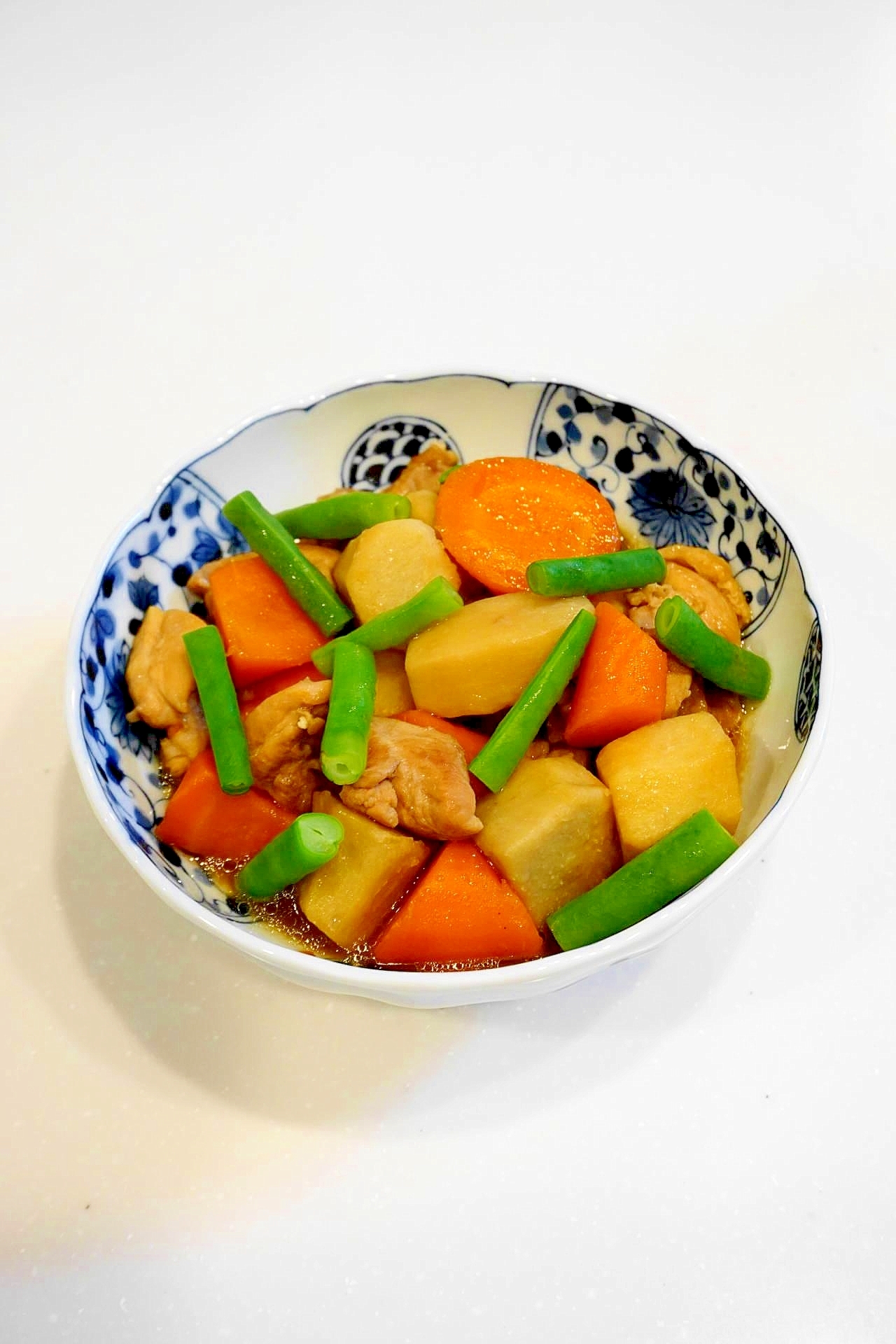 和食の定番料理！里芋と鶏肉の田舎煮