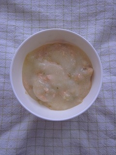 ＊＊鮭とさつま芋粥（離乳食）＊＊