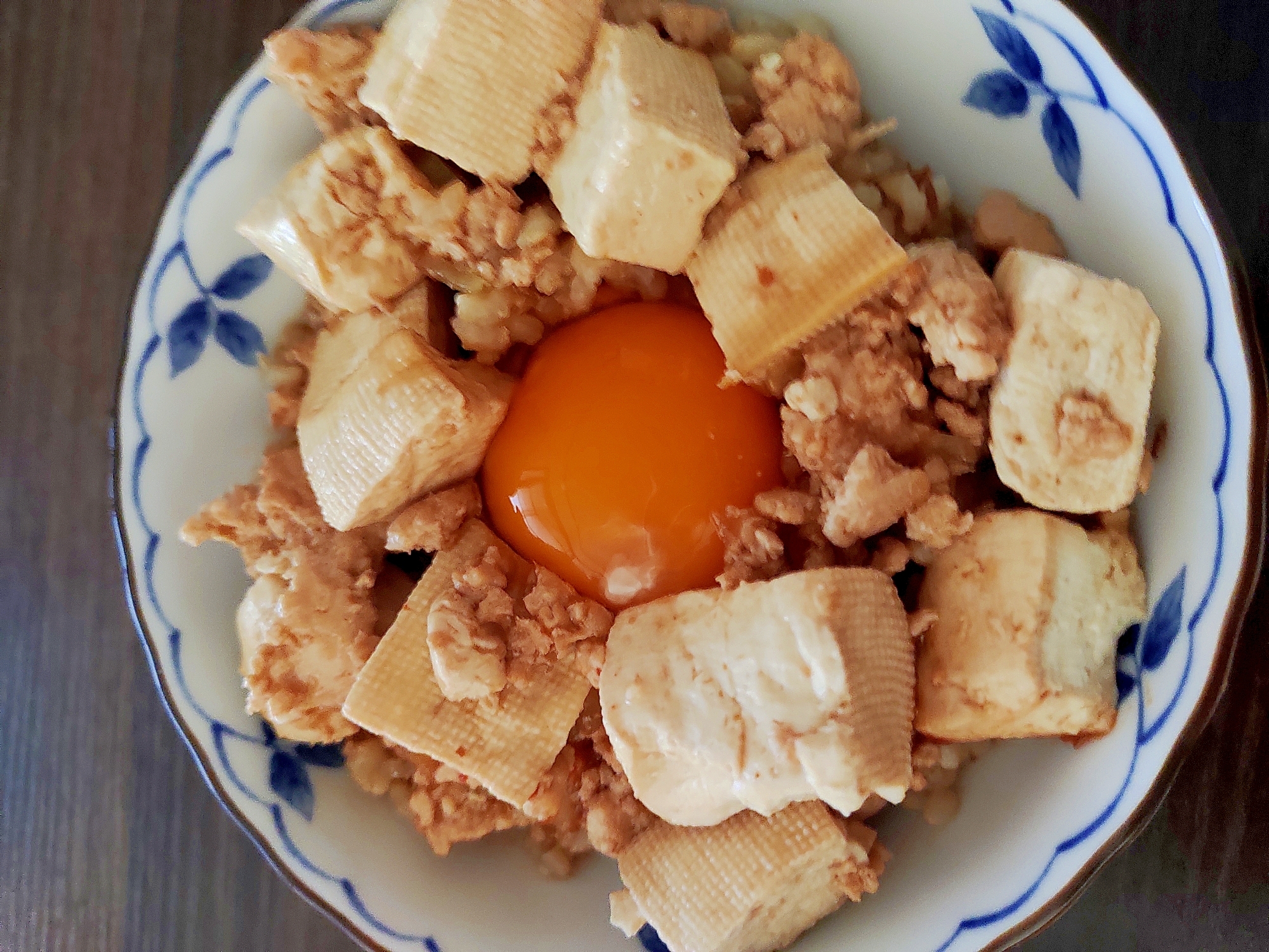 とろーりたまごで麻婆豆腐丼