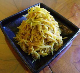  ローズ家のじゃがいもとセロリのカレー炒め 