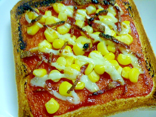 簡単♪朝ごパン♪コーンとサラミのピザマヨトースト