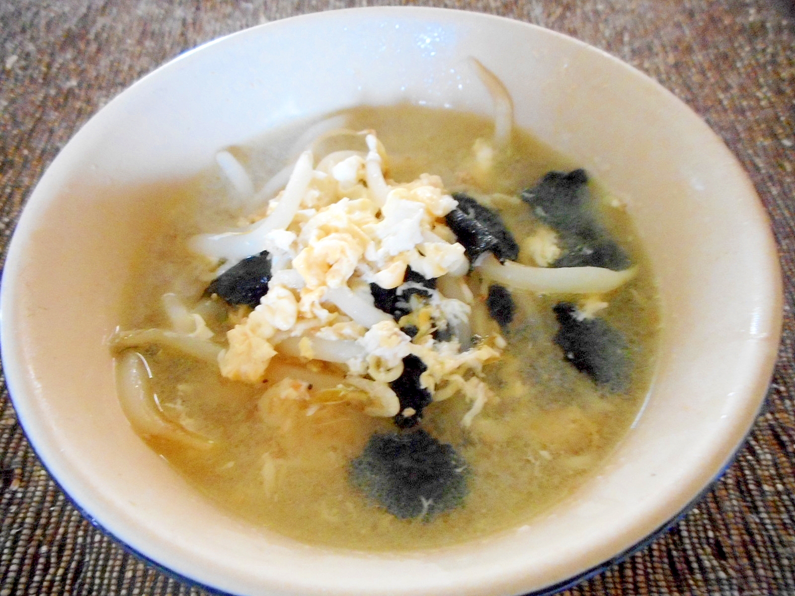 もやしと海苔とアミエビの卵スープ レシピ 作り方 By Mococo05 楽天レシピ もやしと海苔とアミエビの卵スープ レシピ 作り方 By Mococo05 楽天レシピ