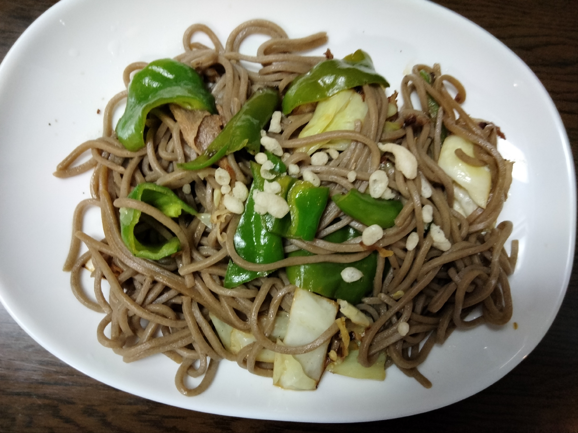 和そばでピーマンとキャベツ焼きそば