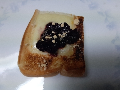 きな粉と柚子ジャムのチーズトースト