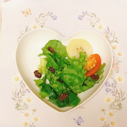 sunflowersさん˖✧˖°新年どうぞ宜しくお願いしますෆ˚*良いお正月をお過ごしくださいෆ˚*(‎•͈ ᎑•͈ ෆ˚*
キウイ入り爽やかサラダですね˖✧˖