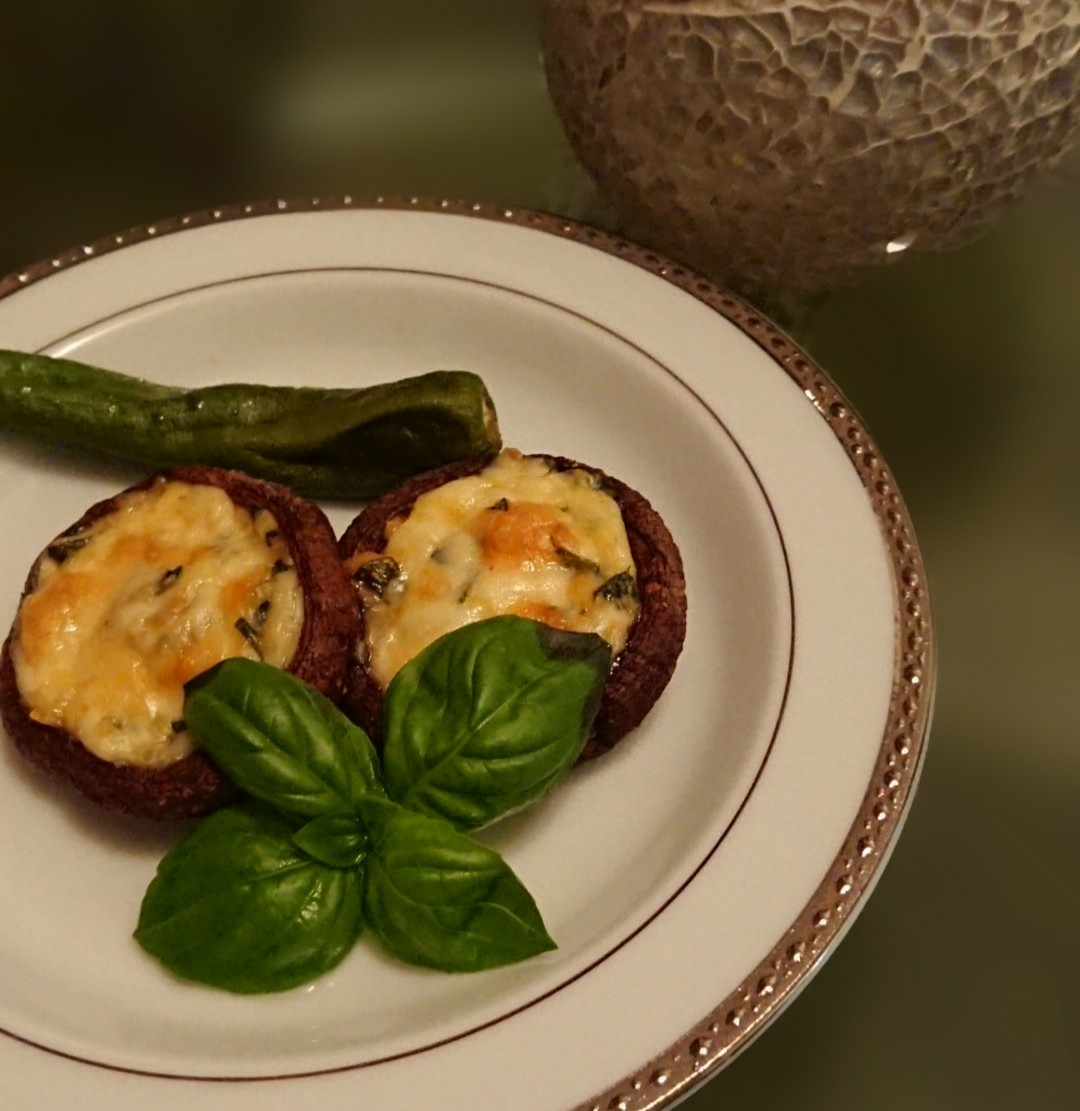 バジル風味 ᕷ* しいたけのチーズ焼きꕤ୭*