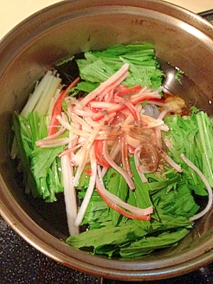 簡単！ 水菜とカニカマの春雨スープ