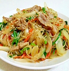 ご飯がすすむ☆豚肉と緑豆春雨でチャプチェ♪