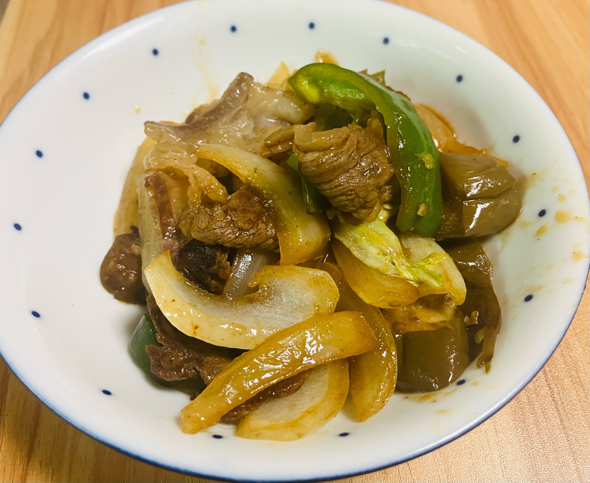 牛肉と夏野菜のトンカツソース炒め