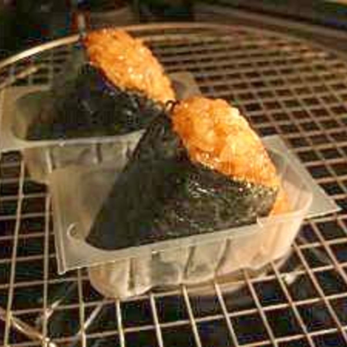 子供のお弁当に 海苔巻き焼きおにぎり レシピ 作り方 By ぱぱんぱんぱん 楽天レシピ 子供のお弁当に 海苔巻き焼きおにぎり レシピ 作り方 By ぱぱんぱんぱん 楽天レシピ