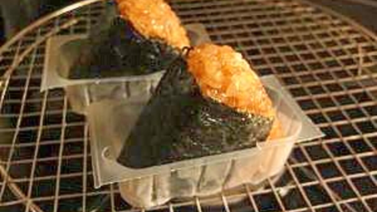 子供のお弁当に 海苔巻き焼きおにぎり レシピ 作り方 By ぱぱんぱんぱん 楽天レシピ 子供のお弁当に 海苔巻き焼きおにぎり レシピ 作り方 By ぱぱんぱんぱん 楽天レシピ