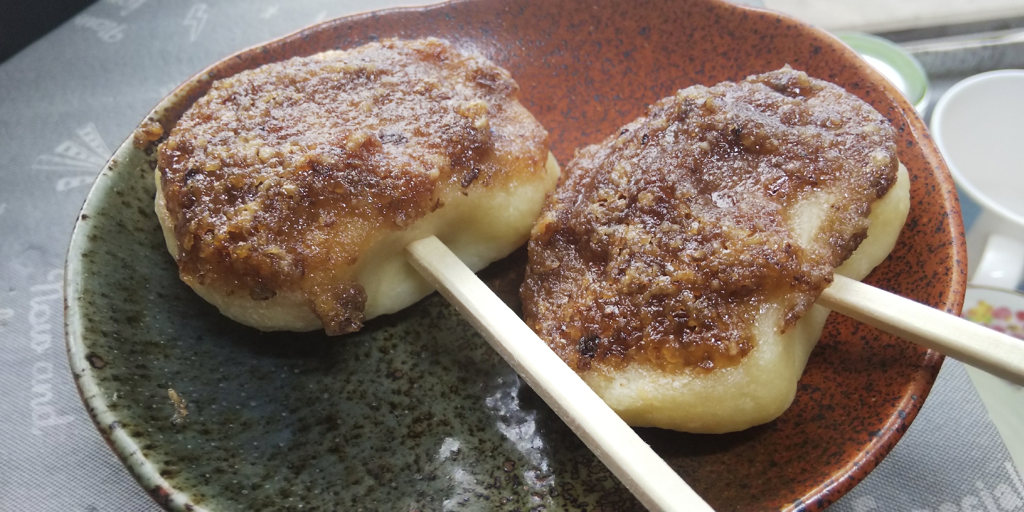 くるみだれのミニ串もち