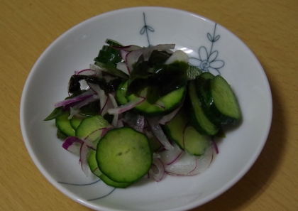 きゅうりとワカメと新玉の酢の物