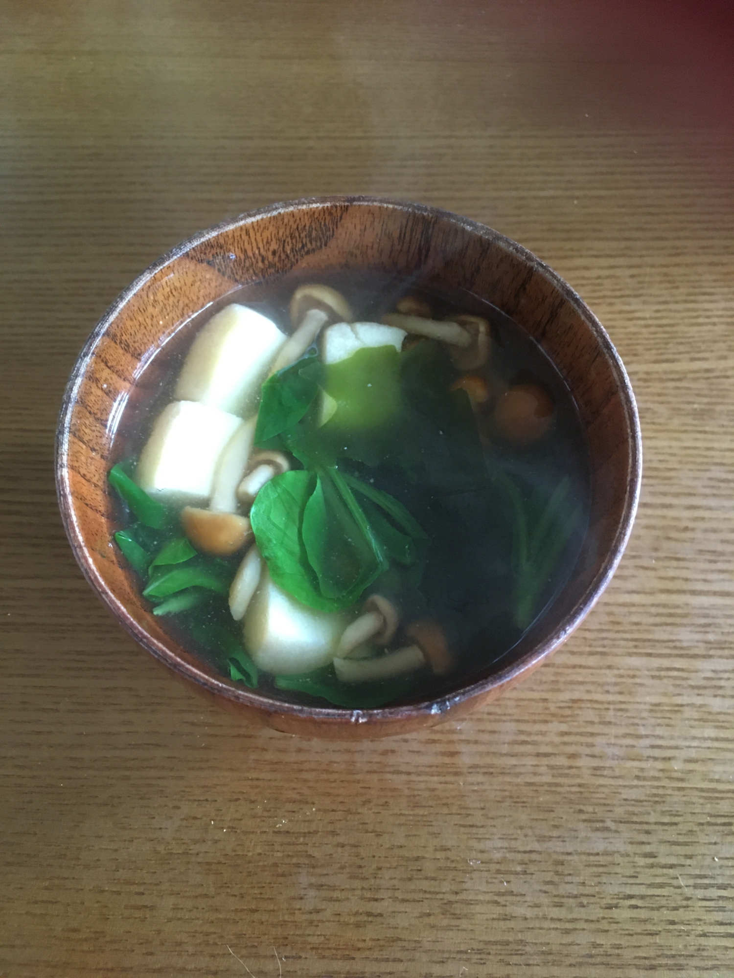 小松菜、なめこ高野豆腐の味噌汁