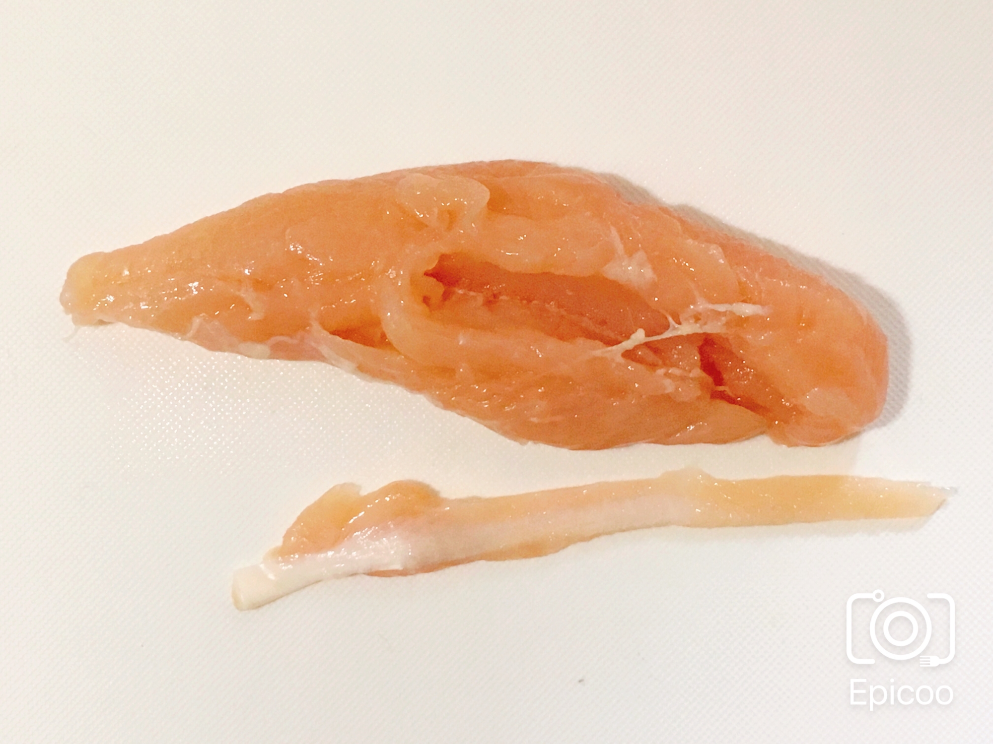 初心者さんも簡単!鶏ささみの筋の取り方