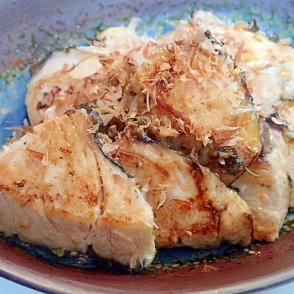 鰹のたたきのにんにく醤油焼き レシピ 作り方 By ぷ みぃまま 楽天レシピ 鰹のたたきのにんにく醤油焼き レシピ 作り方 By ぷ みぃまま 楽天レシピ