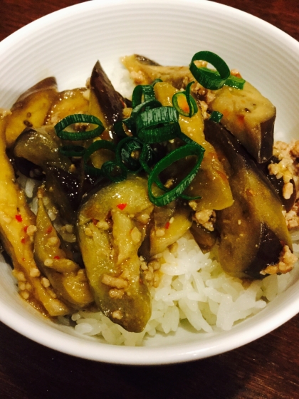 無性に麻婆茄子が食べたくて作ってみました（≧∇≦）
丼にして沢山食べちゃいました♡とても美味しかったです♪