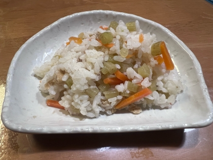 簡単☆春の香のふきの混ぜご飯